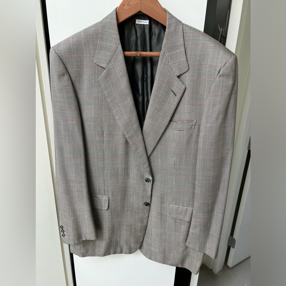 Brioni Gray Glen Plaid Sport Coat with Subtle Red Windowpane
